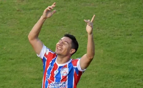 Oscar Ruiz pode ser uma opção para o segundo tempo do Bahia contra o CRB (Foto: Walmir Cirne/AGIF)