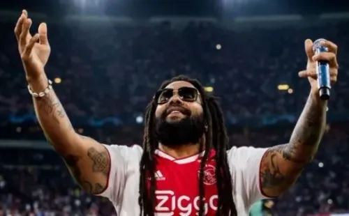 O músico, Ky-Mani Marle, filho de Bob em jogo do Ajax. (Foto: Getty Images)