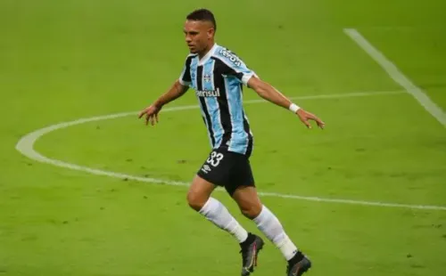 Grêmio tem grandes chances de se classificar hoje (Foto:Maxi Franzoi/AGIF)