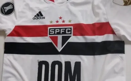 Camisa do Tricolor com o patrocínio da Amazon Prime Video. (Foto: Reprodução São Paulo)