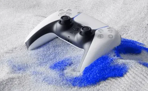 Controle DualSense traz uma série de recursos sensoriais para o jogador (Divulgação: PlayStation)