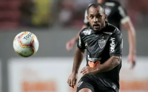 Edinho está retornando ao Brasil e deve se transferir ao Fortaleza (Foto: Bruno Cantini/Atlético)