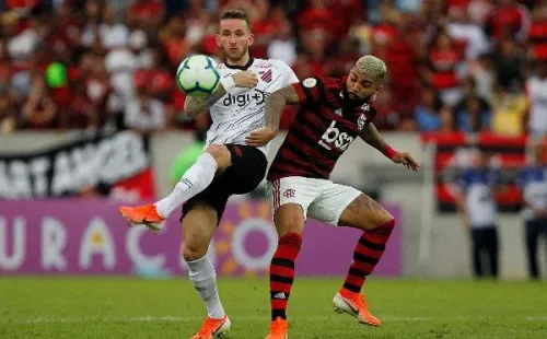 Léo Pereira teve ótima passagem pelo Furacão antes de se mudar ao Rio (Foto: Wagner Meier/Getty Images Brazil)