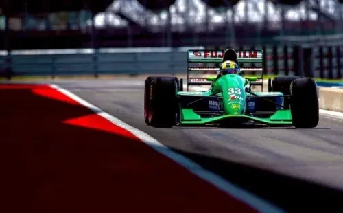 Mick Schumacher pilota Jordan 191 da estreia do pai na F1 (Foto: Divulgação)