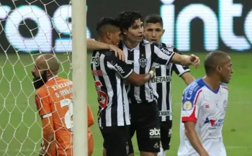 Danilo lamenta gol do Atlético-MG no jogo de ida das oitavas da Copa do Brasil (Foto:Fernando Moreno/AGIF)