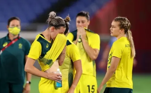 Jogadoras da Austrália após derrota nas semifinais. (Foto: Getty Images)