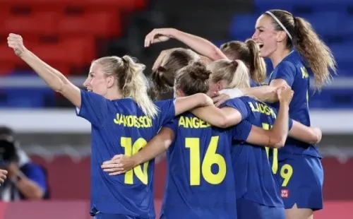 As suecas, comemorando o resultado do jogo contra a Austrália. (Foto: Getty Images)