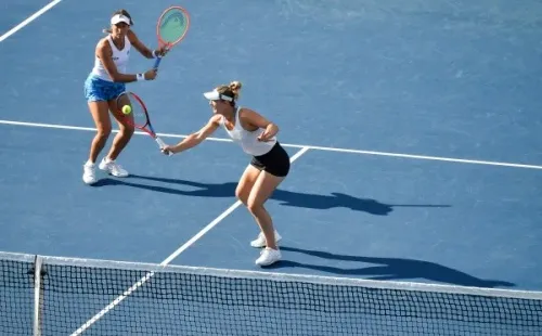 Luisa Stefani e Gabriela Dabrowski estavam em busca de seu primeiro título de Grand Slam juntas (Foto: Getty Images)