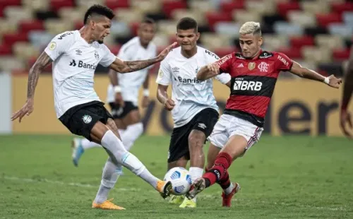 Rodrigues foi um dos destaques do Grêmio em vitória sobre o Flamengo no fim de semana (Foto:Jorge Rodrigues/AGIF)