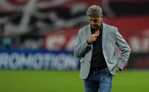 Renato Gaúcho está preocupado com desgaste físico do elenco do Flamengo. Foto: Thiago Ribeiro/AGIF