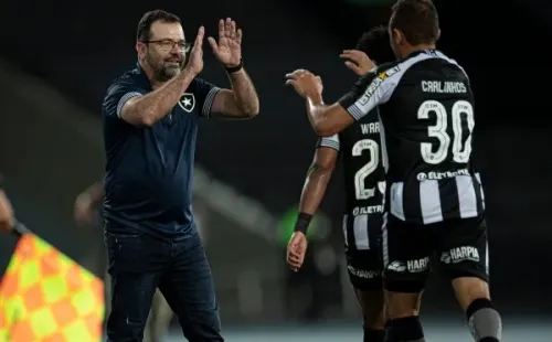Foto:Jorge Rodrigues/AGIF | Enderson Moreira promove alterações no Botafogo