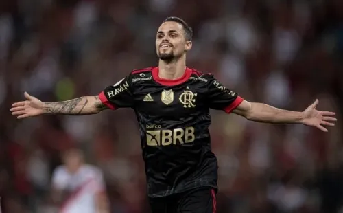 Foto: Jorge Rodrigues/AGIF – Autor dos gols que deram a vitória ao Flamengo contra o Atlético-GO