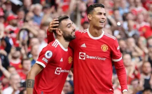 Bruno Fernandes e Cristiano Ronaldo estão insatisfeitos com trabalho de Solskjaer no Manchester United, segundo jornal inglês (Foto: Getty Images)