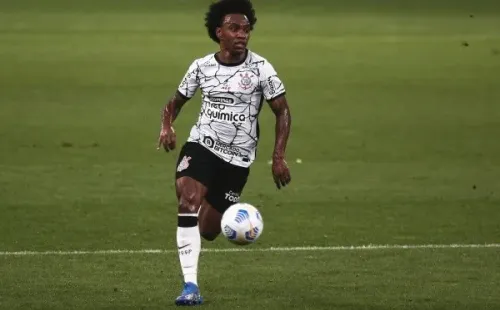 Foto: Ettore Chiereguini/AGIF - Foi confirmada a ausência do meia no confronto contra o Flamengo