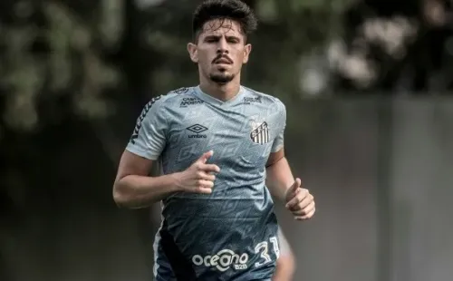 Foto: Ivan Storti/Santos FC – Anderson Ceará tem contrato na Vila Belmiro até julho de 2023