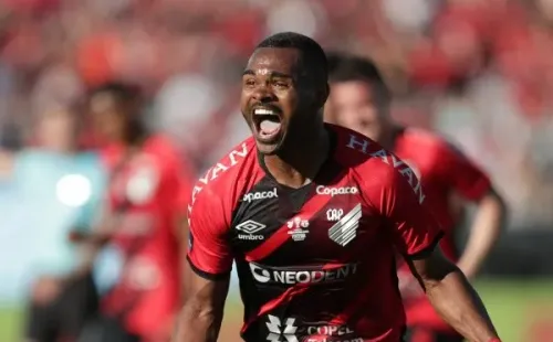 Foto: FocoUy/AGIF - O meia falou que estará focado no final da temporada