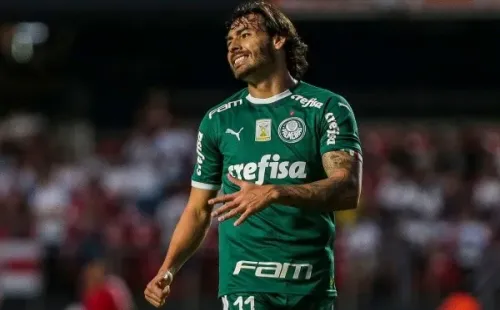 Foto: (Ale Cabral/AGIF) – Ricardo Goulart chegou a voltar ao Brasil em 2019, quando defendeu as cores do Palmeiras