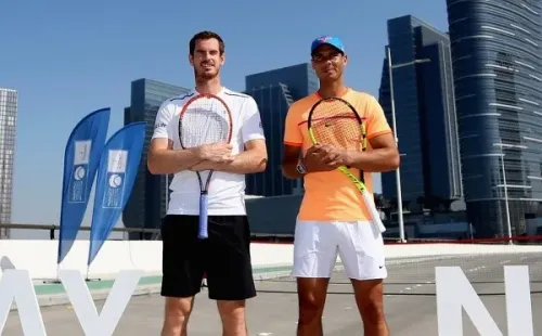 Murray e Nadal em ação promocional para o torneio de Abu Dhabi. Reprodução/Twitter