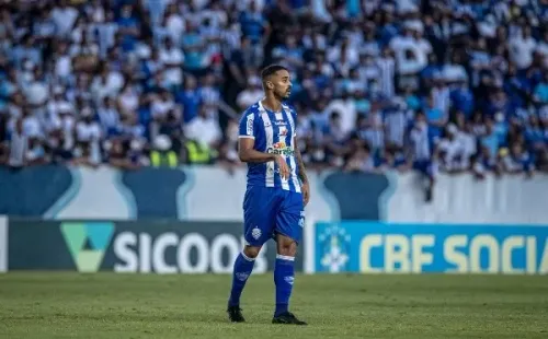 Foto: Celio Junior/AGIF – Atacante marcou 12 gols em 32 jogos na última Série B