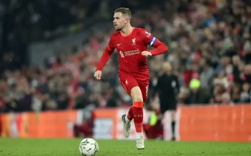 Naomi Baker/ Getty Images – Henderson em ação pelo Liverpool