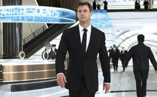 Chris Hemsworth em cena do filme MIB: Internacional – Foto: Reprodução/Sony