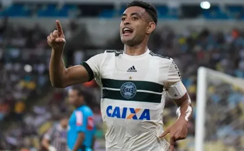 Foto: Thiago Ribeiro/AGIF – Werley em ação pelo Coritiba