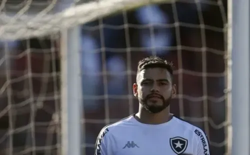 Vitor Silva/Botafogo – Volante teve bom desempenho durante a temporada 2021