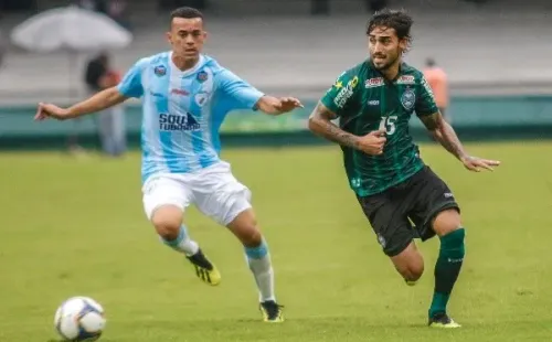 Foto: Gabriel Machado/AGIF – Patrick Brey vestiu a camisa do Coritiba em 2020