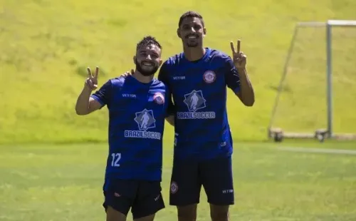 Victor Souza/Tombense – Keké e Daniel Amorim durante treino do Tombense