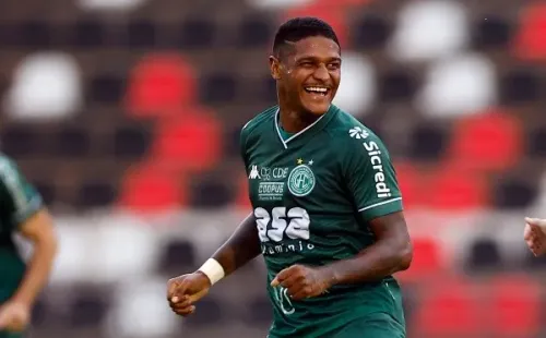 Foto: (Thiago Calil/AGIF) – Em 2021, Rodrigo Andrade disputou 36 jogos com a camisa do Guarani e marcou um gol