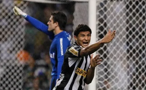 Foto:Foto: Wagner Meier/AGIF – Elkeson fez história no Botafogo entre 2011 e 2012 e é sonho da atual diretoria