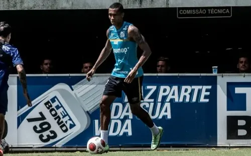 Foto: Flickr Oficial Santos FC/Ivan Storti | Madson será titular do Santos em 2022