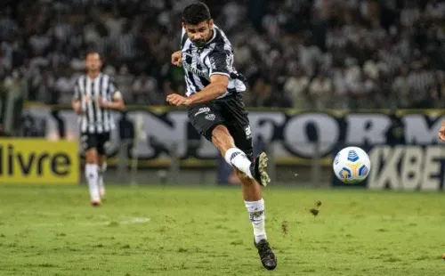 Foto: Alessandra Torres/AGIF | Diego Costa solicitou um alto salário e saiu do radar do Corinthians