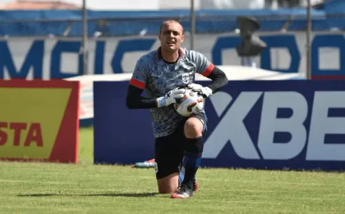 O goleiro Renan, ex-Internacional, é um dos destaques do Marcílio Dias     (Foto: Twitter oficial Marcíio Dias)