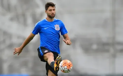 Foto: Mauro Horita/AGIF – Felipe pode estar de volta ao futebol brasileiro