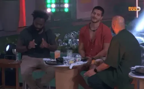 Douglas, Arthur e Tiago conversaram na última festa. Reprodução/Globoplay
