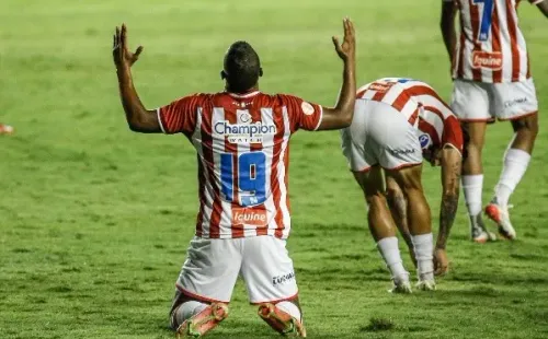 Foto: Paulo Paiva/AGIF – Robinho será titular no estadual em partida pelo estadual no lugar de Kieza