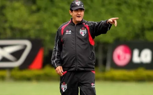 Foto: Divulgação. Muricy Ramalho é o técnico com mais tempo no São Paulo neste século. O ex-treinador teve 2 passagens pelo tricolor: entre 2006 e 2009 e entre 2013 e 2015.