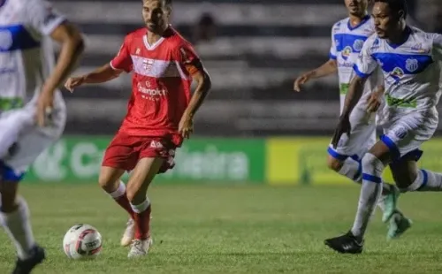 CRB/Francisco Cedrim – Galo durante o confronto contra o Jaciobá