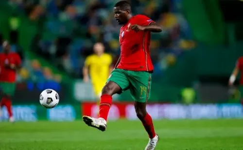 Foto: Divulgação/Seleção Portugal Twitter – William Carvalho nasceu em Angola e defende a seleção portuguesa