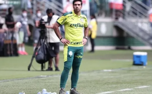 (Foto: Ettore Chiereguini/AGIF) Raphael Veiga volta a falar da final do Mundial do Palmeiras