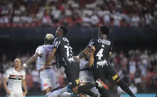 Foto: Alan Morici/AGIF – Com gol de Calleri ainda no primeiro minuto, o São Paulo levou a melhor no clássico