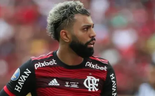 Gabigol tem atuado fora de posição no Flamengo para Zinho     (Foto: Gil Gomes/AGIF)