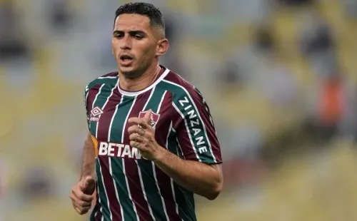 Foto: (Thiago Ribeiro/AGIF) – Danilo Barcelos disputou a última Série A do Brasileiro pelo Fluminense