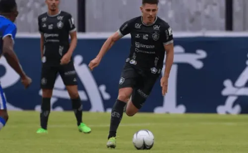 Samara Miranda/Ascom Remo – Leonan em ação no duelo contra o Águia de Marabá