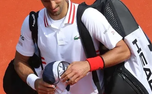 Djokovic em Monte Carlo no ano passado. Reprodução/Twitter