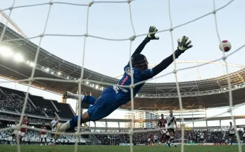 Foto: (Jorge Rodrigues/AGIF) – O Vasco quer a revanche no Clássico dos Milhões