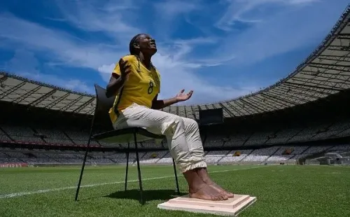 (Foto: Mineirão/Divulgação) Formiga é eterniza na Calçada da Fama do Mineirão