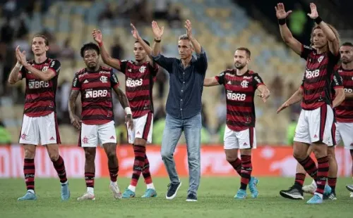 Foto: (Jorge Rodrigues/AGIF) – A Nação Rubro-Negra anseia por um futebol mais bem jogado pelo Flamengo