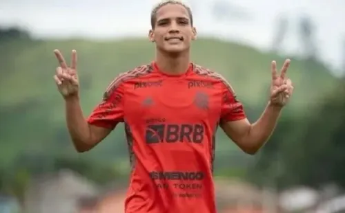 Foto: Alexandre Vidal/CRF – Thiaguinho não teve chances no Flamengo e será emprestado a clube de Houston, nos EUA